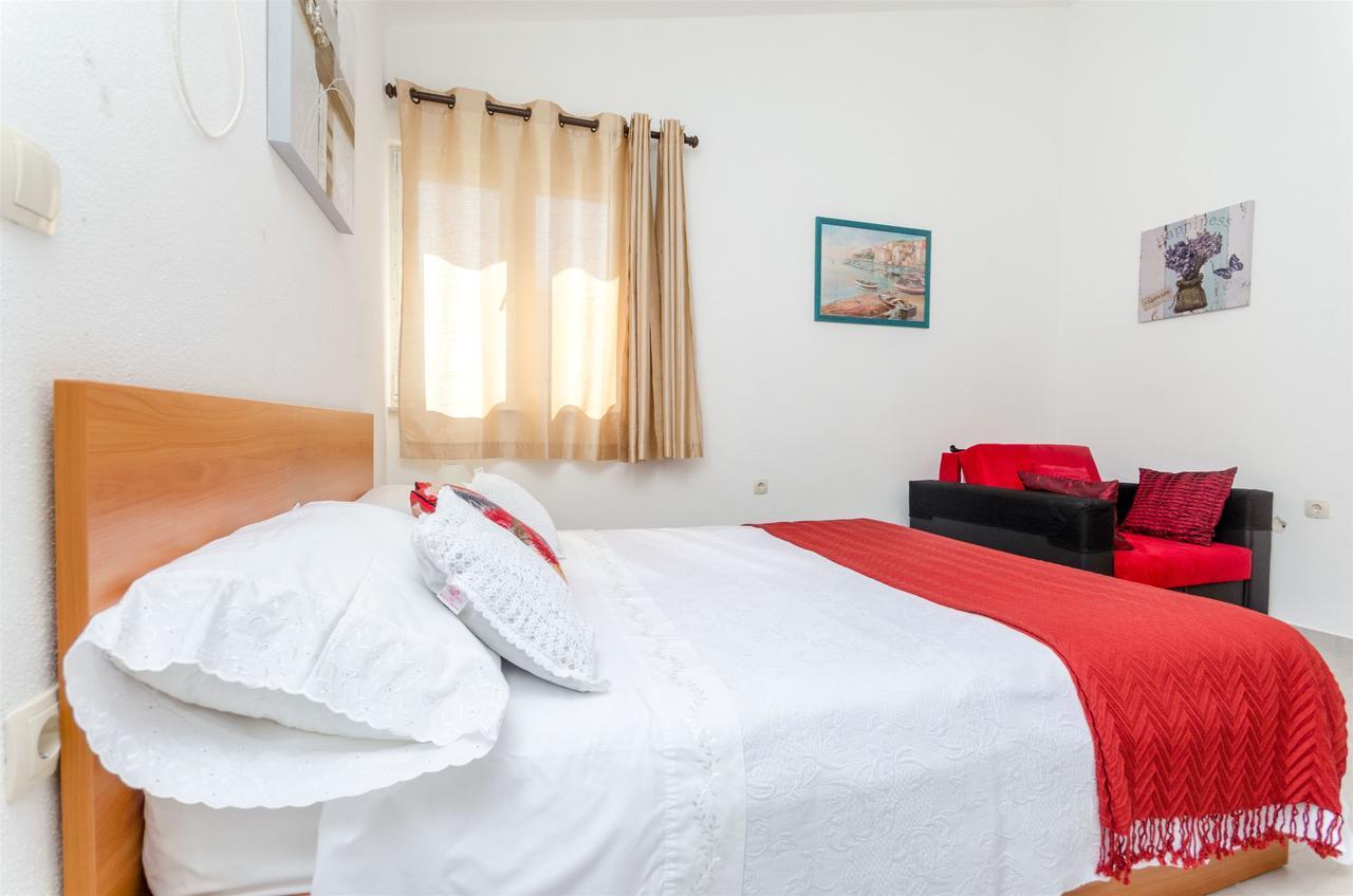 Apartments Rose Sućuraj エクステリア 写真